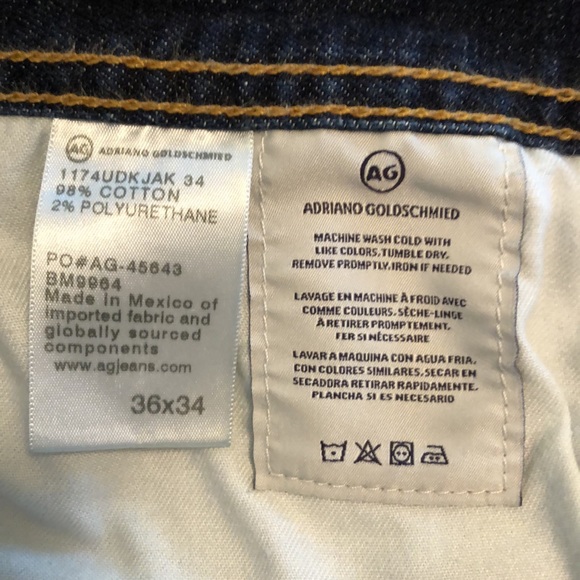 NWOT AG The Graduate Tailored Leg Jean